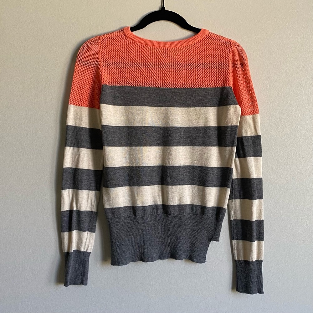 Color Block Sweater - Picture 6 of 6